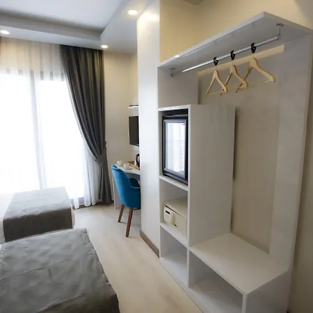 Royal Inci Hotel 3*