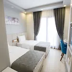 Royal Inci Hotel