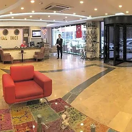 Royal Inci